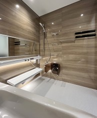 耐震補強と断熱材に包まれた安心で快適な家　大田区E様邸